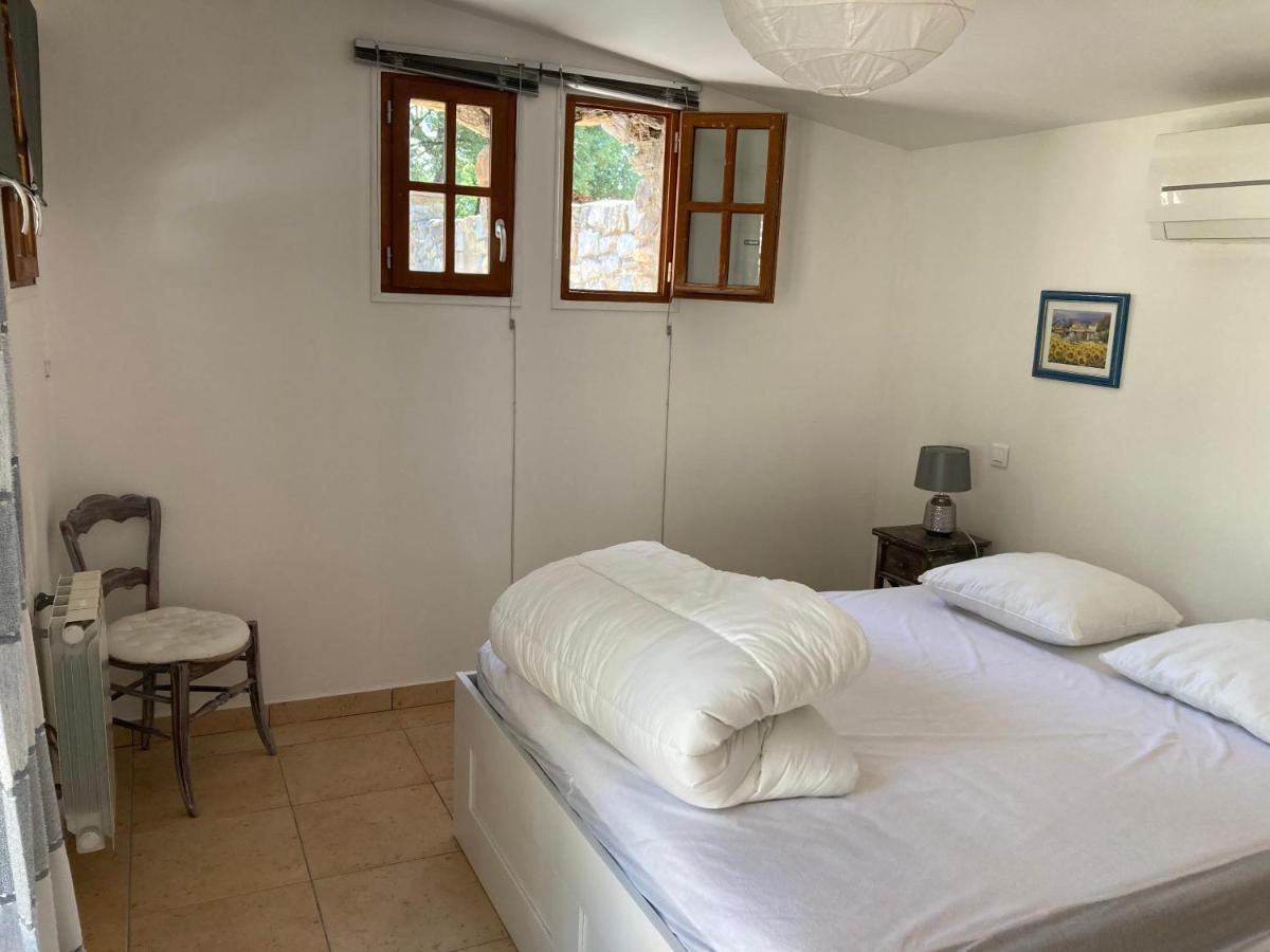 Gite Encore Un Soir Hyères Exterior foto